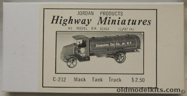 Jordan Products 1/87 Mack Tank Truck HO Scale, C-212 plastic model kit